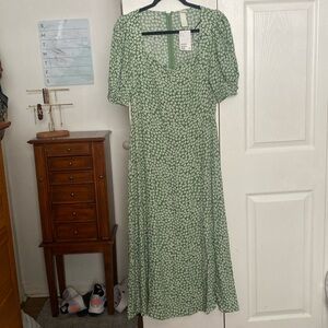 H&M green floral sundress, puff sleeve